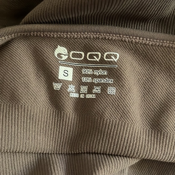 Workout one piece romper - Picture 3 of 4